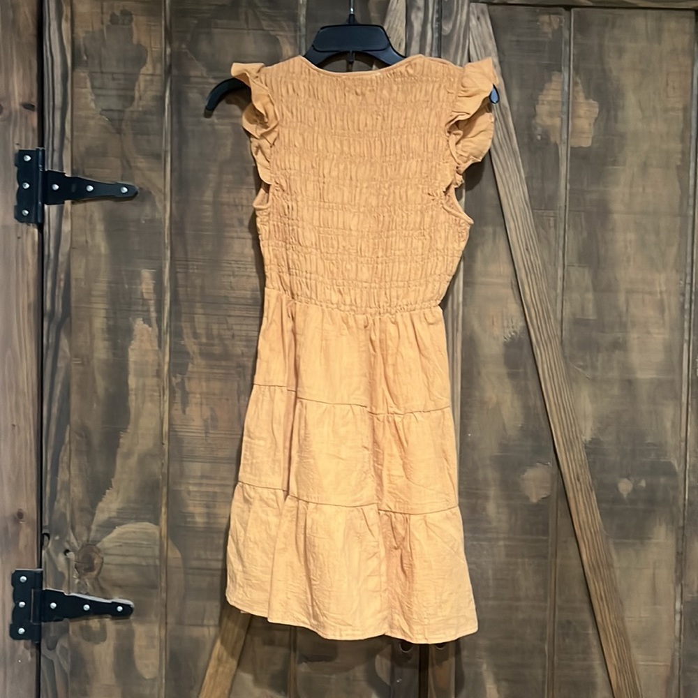 Cute dress - Picture 3 of 3